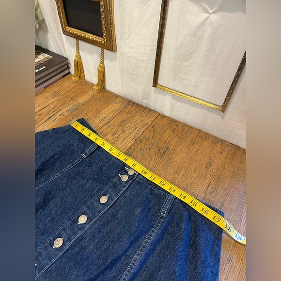 ❣️MARKS & SPENCER St Michael Denim Button-Front Skirt – Size 18 (CAN) - Picture 5 of 6